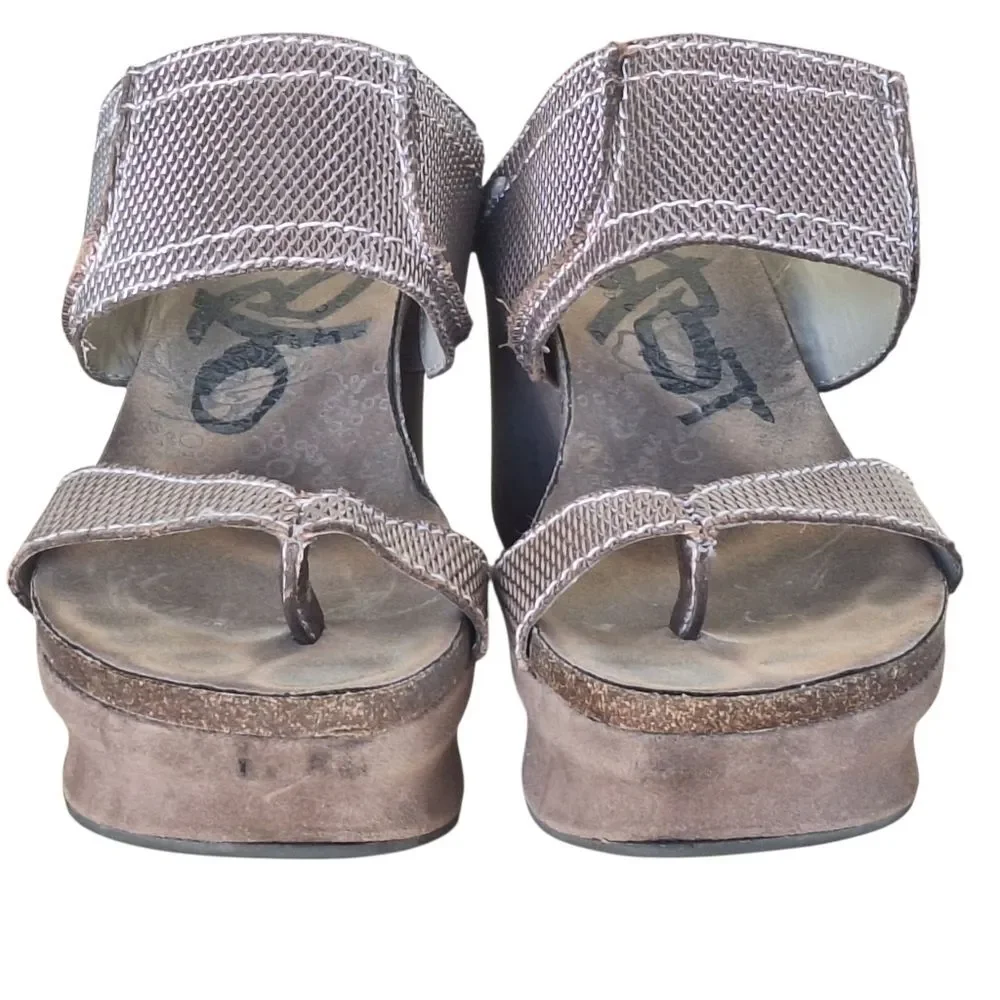 OTBT Brookfield Pewter Mesh Wedge Platform Sandals Women's Size 7.5 M